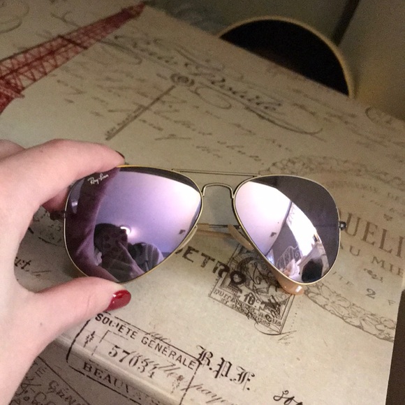 Ray-Ban Accessories - 🌟1 DAY SALE🌟Rayban reflective lilac sunglasses